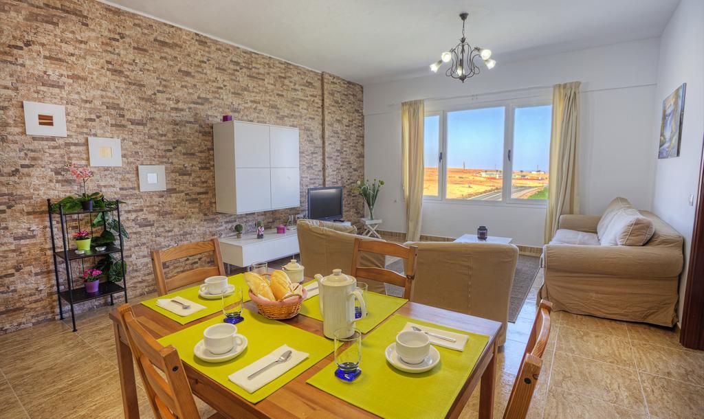 Edificio Prieto Viv 2C Apartment Пуерто дел Росарио Екстериор снимка